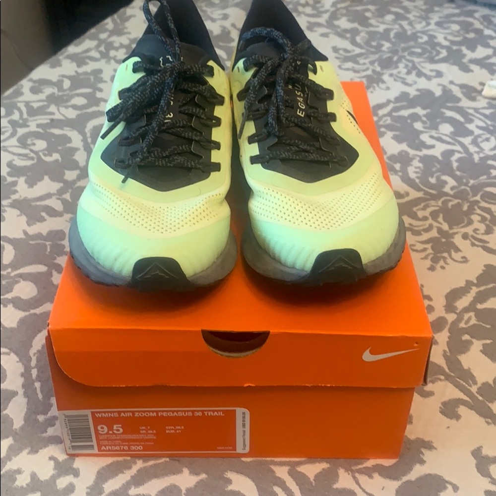 Just didn’t like fit. Worn once.